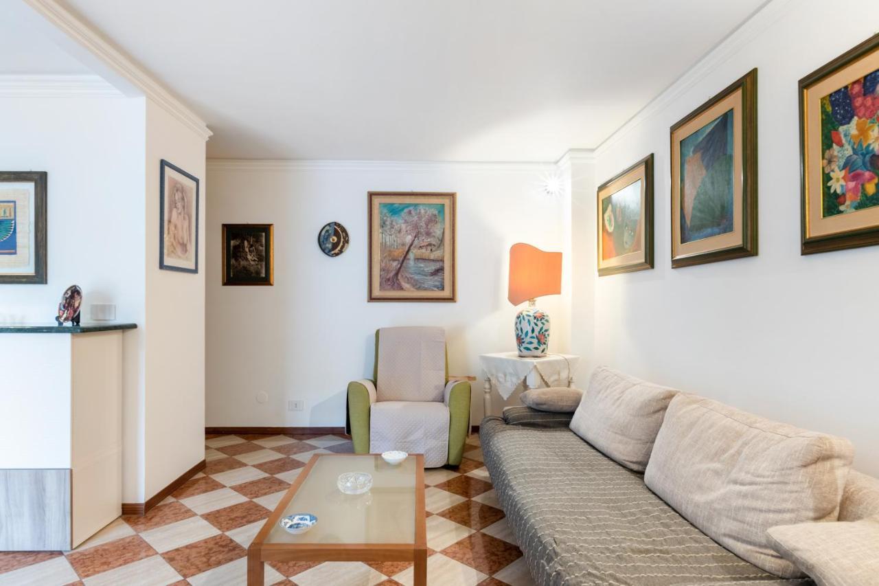 Via Etnea Cozy Apartment With Balcony CTA Exterior foto
